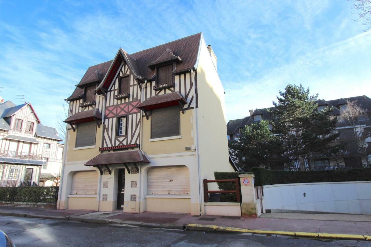 Le Royal Deauville Exterior foto