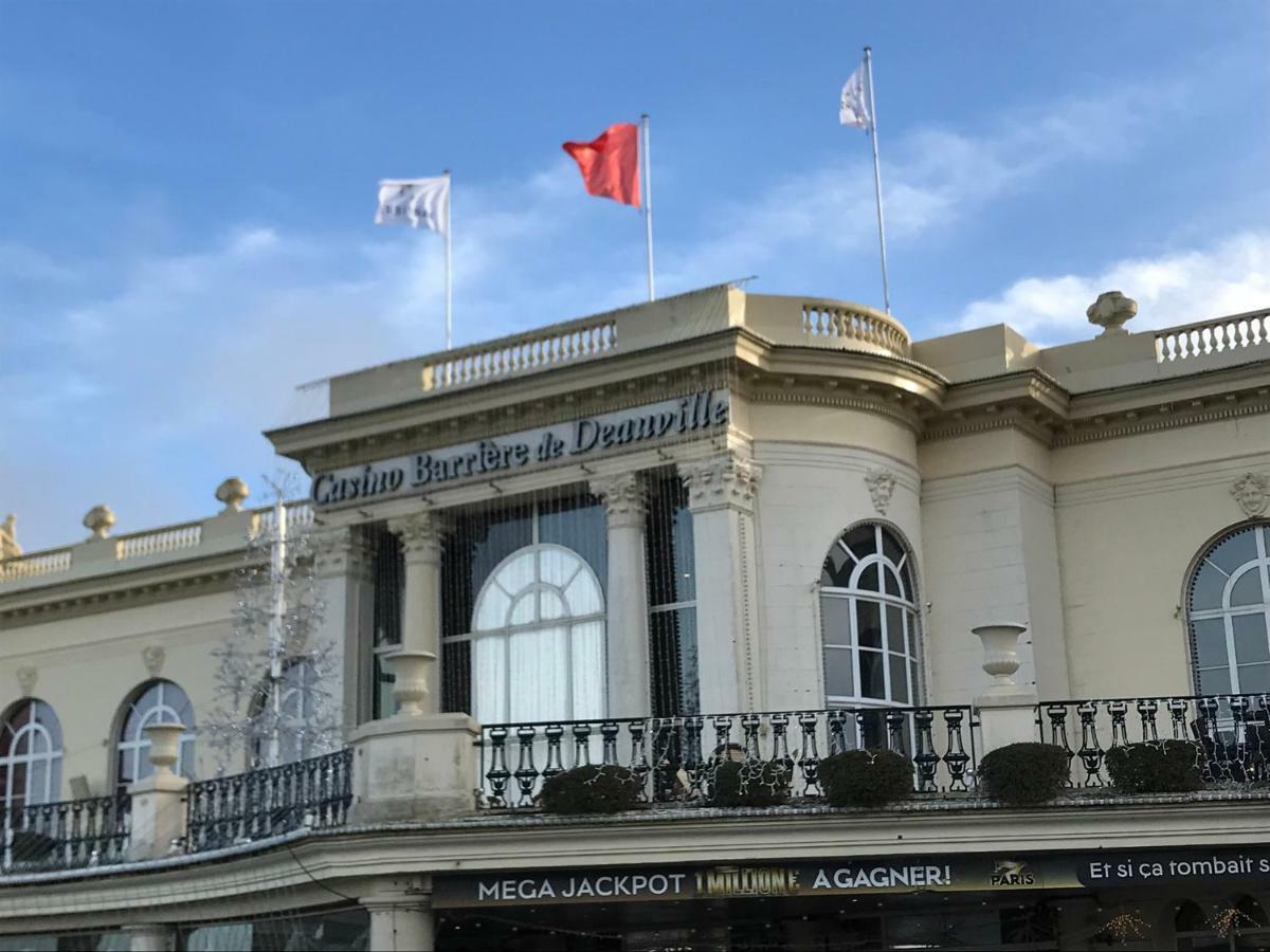 Le Royal Deauville Exterior foto